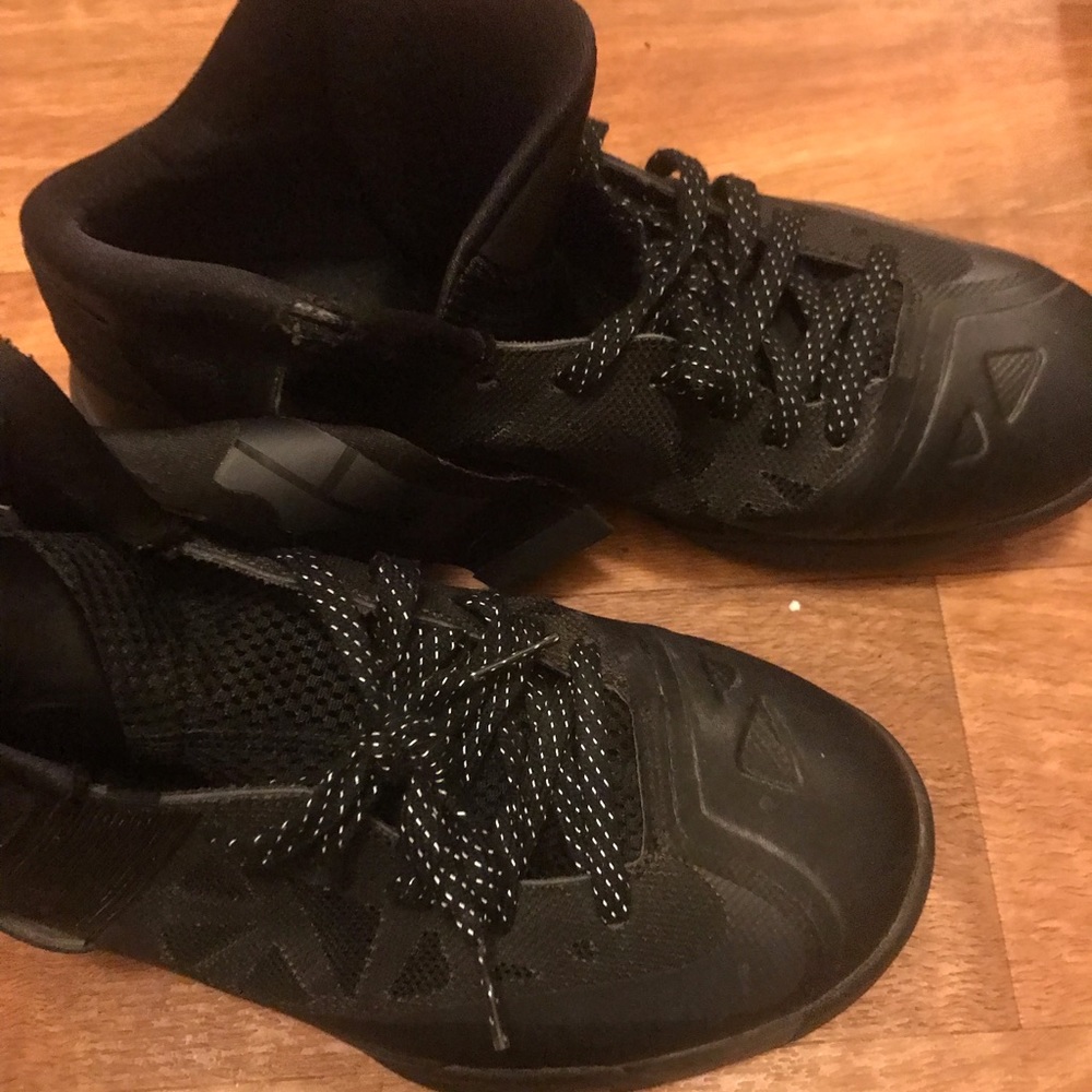 Nike Lebron shoes